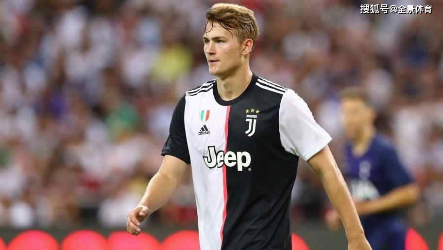  都灵德比爆发冲突，布雷默染红下场  