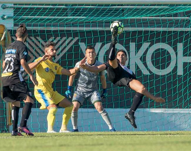  国际米兰客场险胜，门将神扑零封对手  